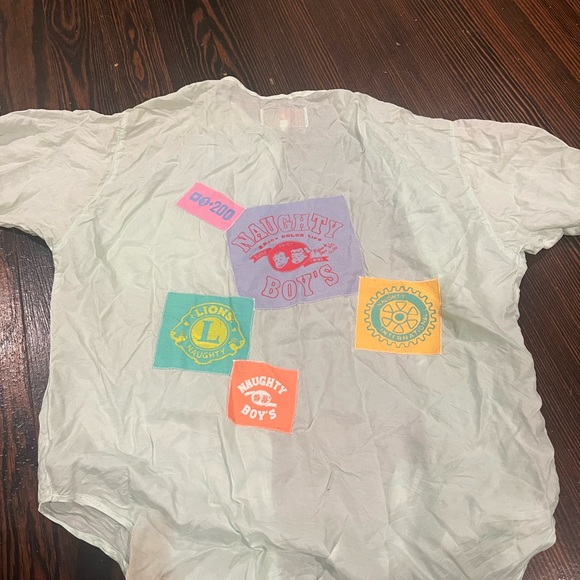 Vintage seafoam tissue weight silk shirt “naughty boys” size 1 medium - Picture 4 of 5